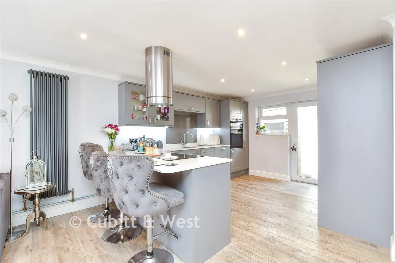 West Front Road, Bognor Regis, PO21, photo 9