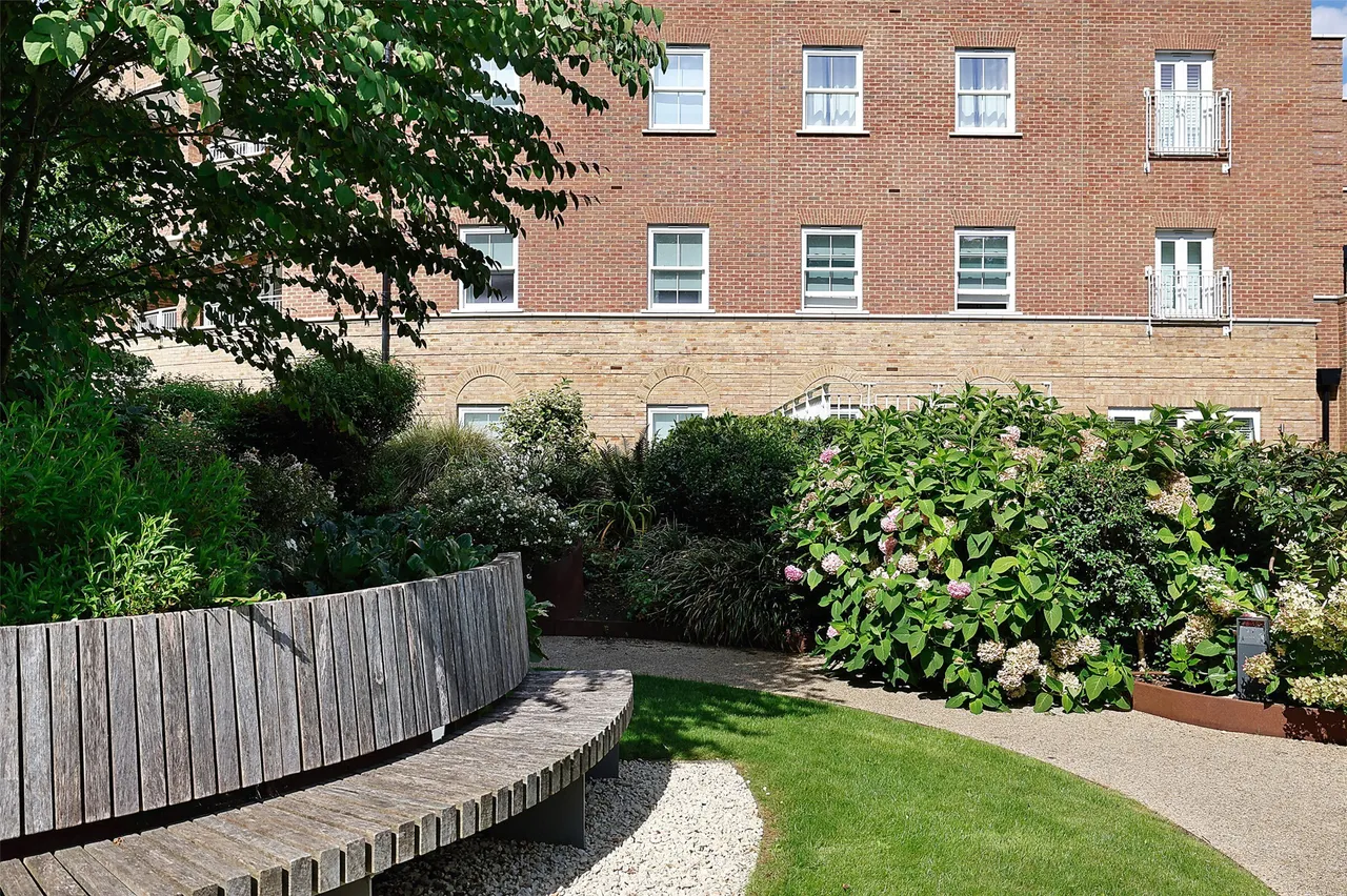 Eden Place, Oxted, RH8, photo 11