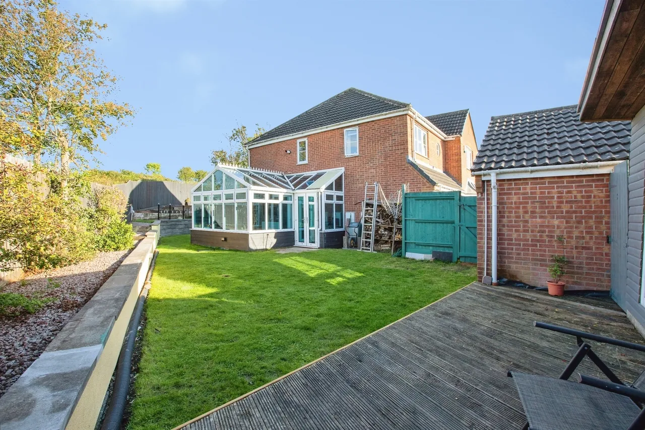 Sterling Close, Denby, DE5, photo 2