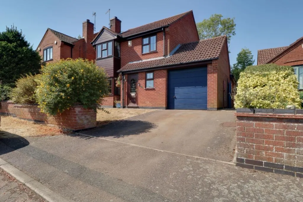 4 bed house for sale, Ingle Court, Woolsthorpe by Colsterworth, NG33