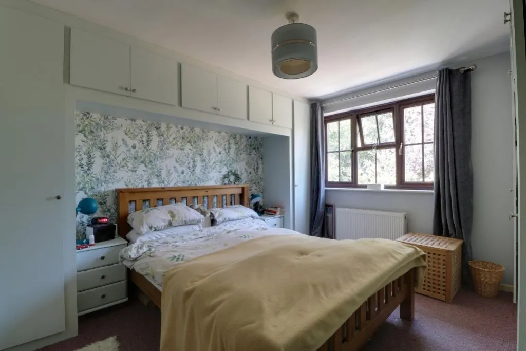Ingle Court, Woolsthorpe by Colsterworth, NG33, photo 10