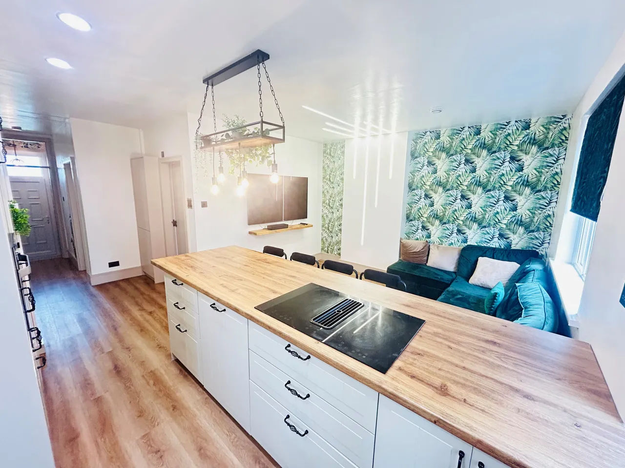Queen Victoria Road, Blackpool, Lancashire, FY1 5JY, photo 5