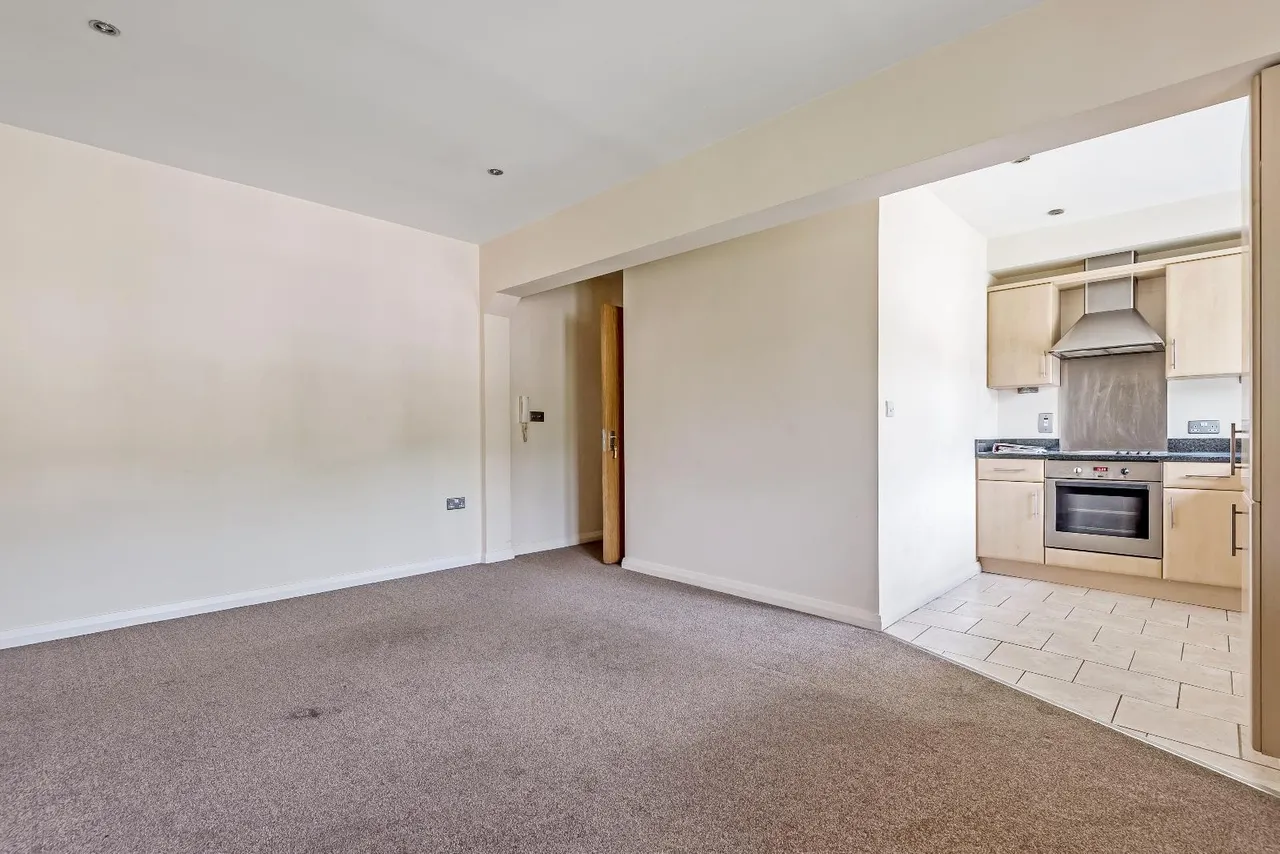 Canal Road, Riddlesden, BD20, photo 4