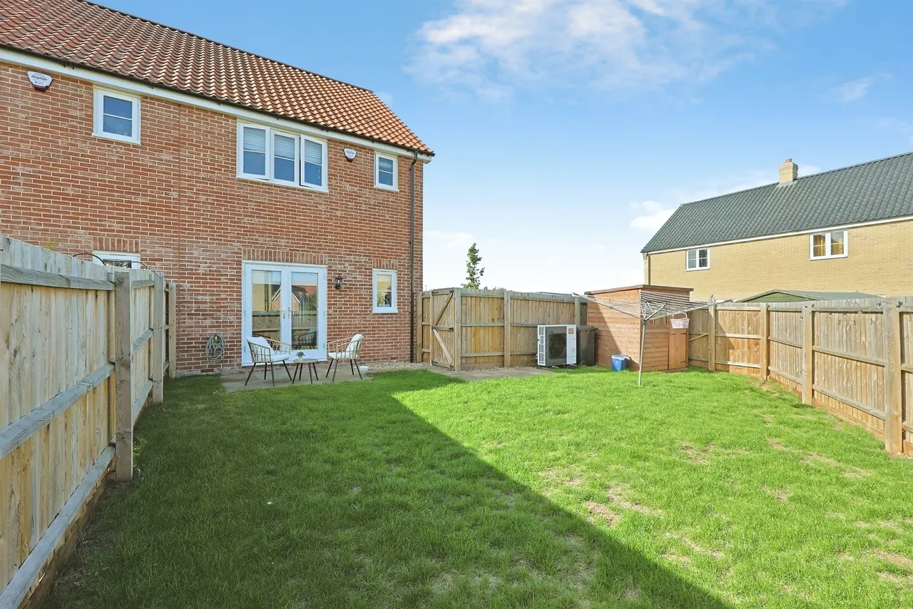 Hewitt Drive, Mattishall, Dereham, photo 3