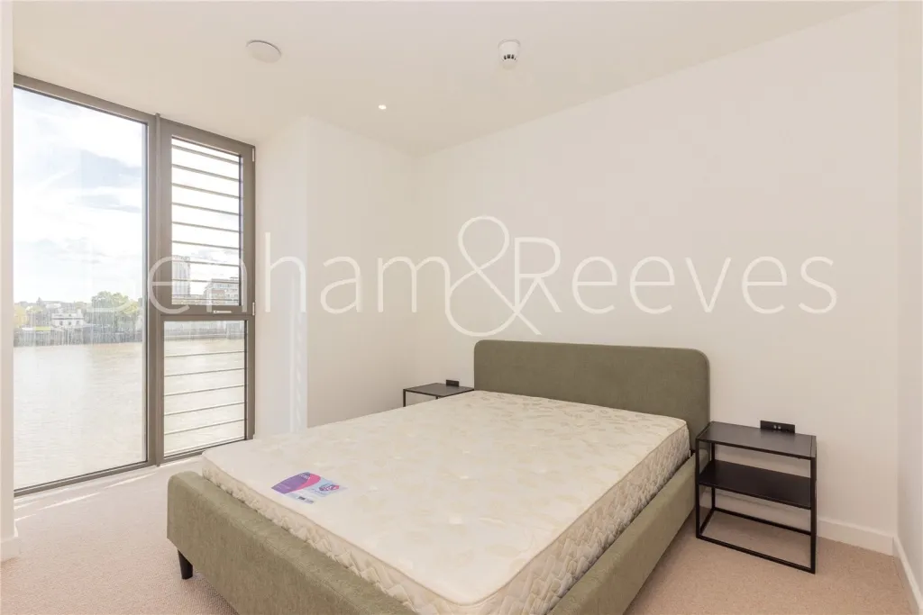 Carnwath Road, Imperial Wharf, SW6, photo 6