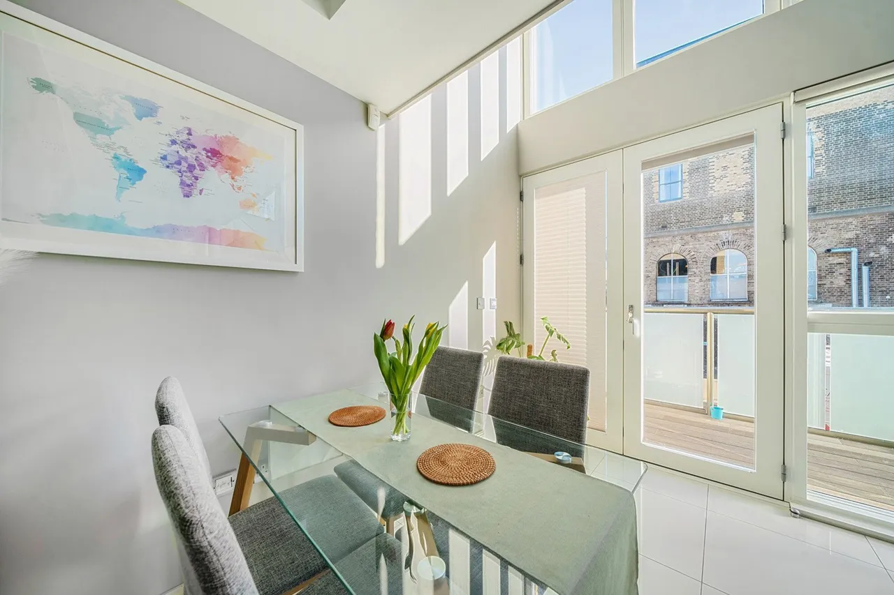 2 bed flat for sale — Crystal Palace Parade, SE19