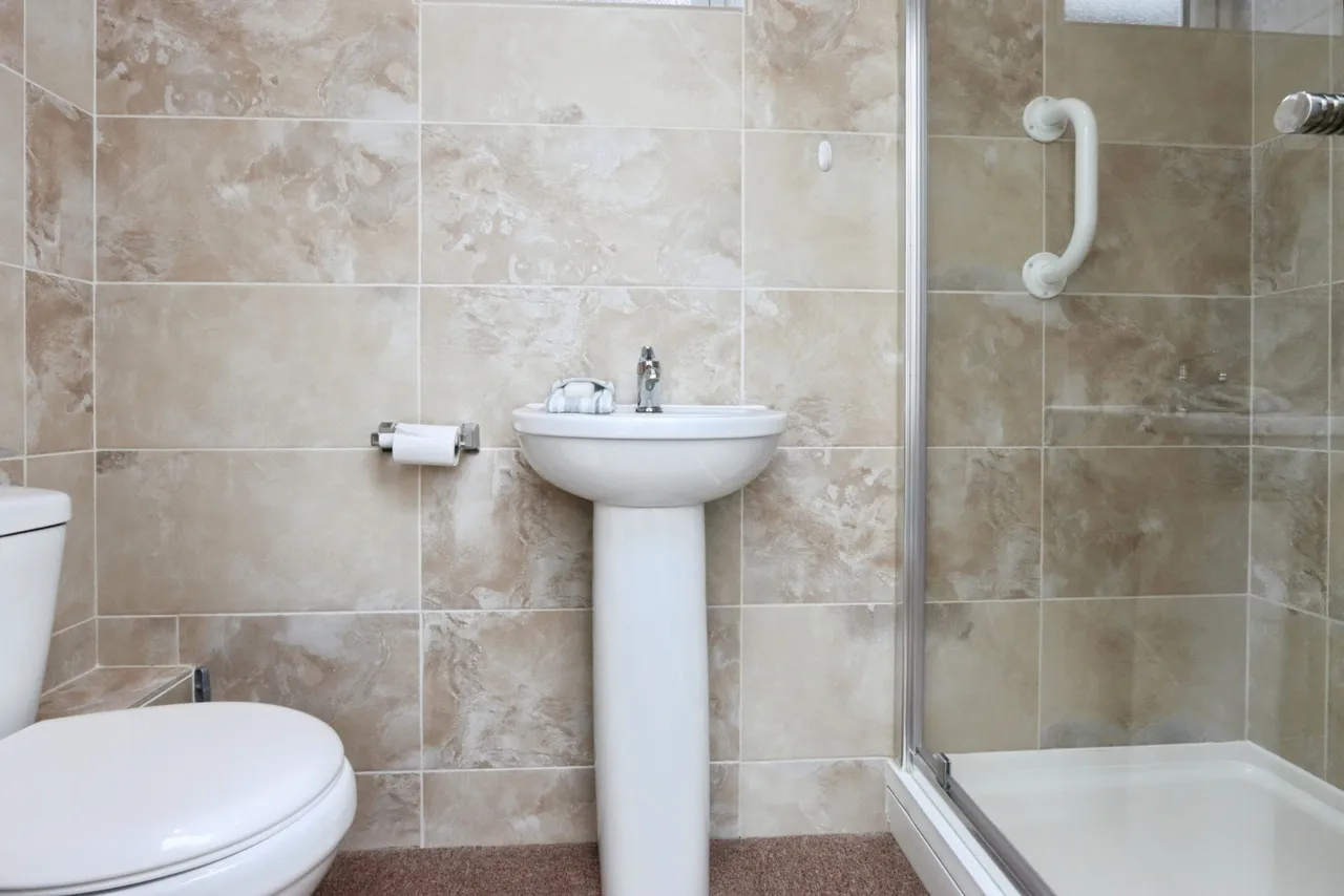 Highgate Lane, Dronfield, Derbyshire, S18, photo 7