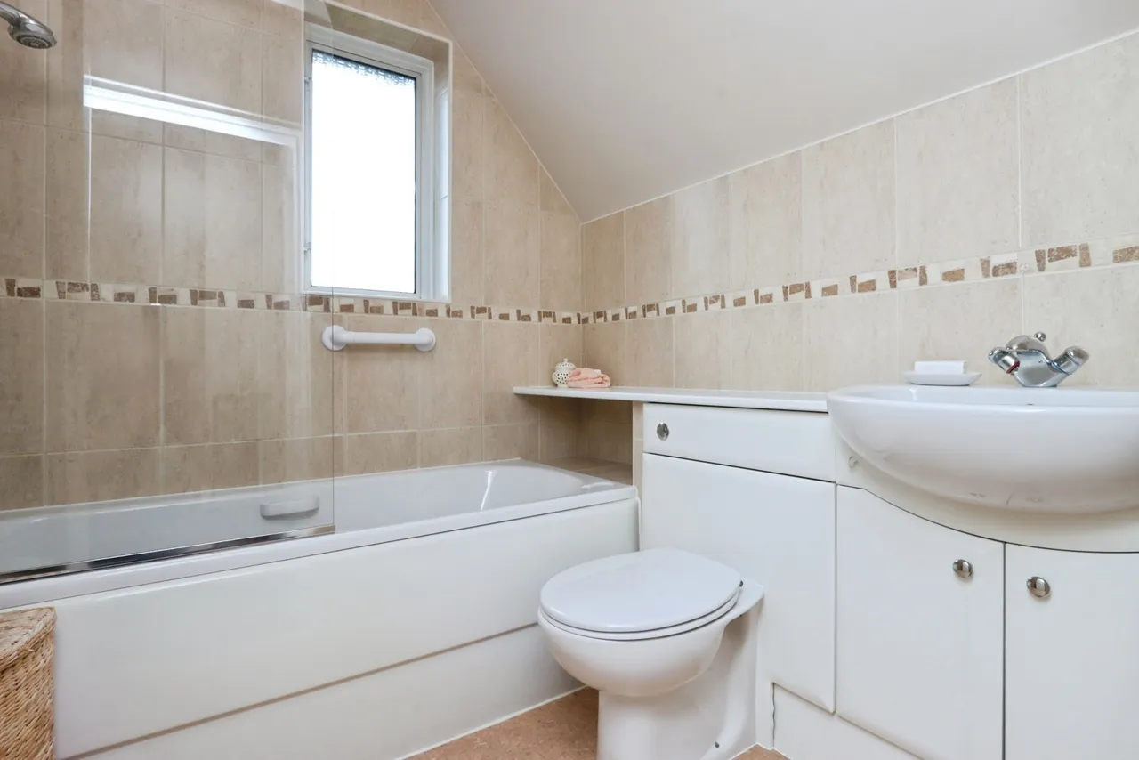 Highgate Lane, Dronfield, Derbyshire, S18, photo 16