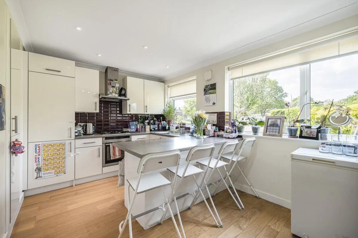 Richmount Gardens, London, SE3, photo 10