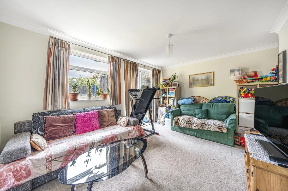 Richmount Gardens, London, SE3, photo 4