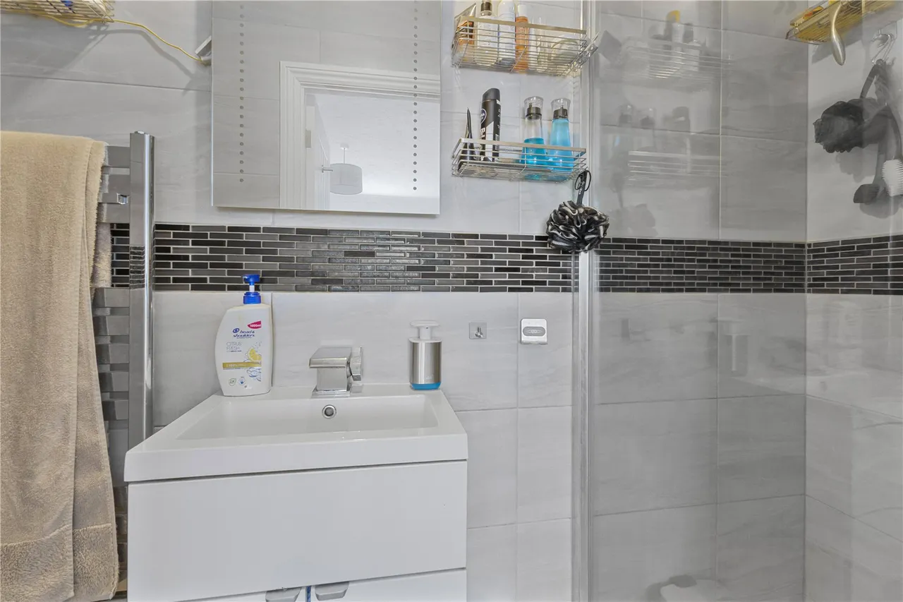 Gardenia Drive, West End, GU24, photo 11