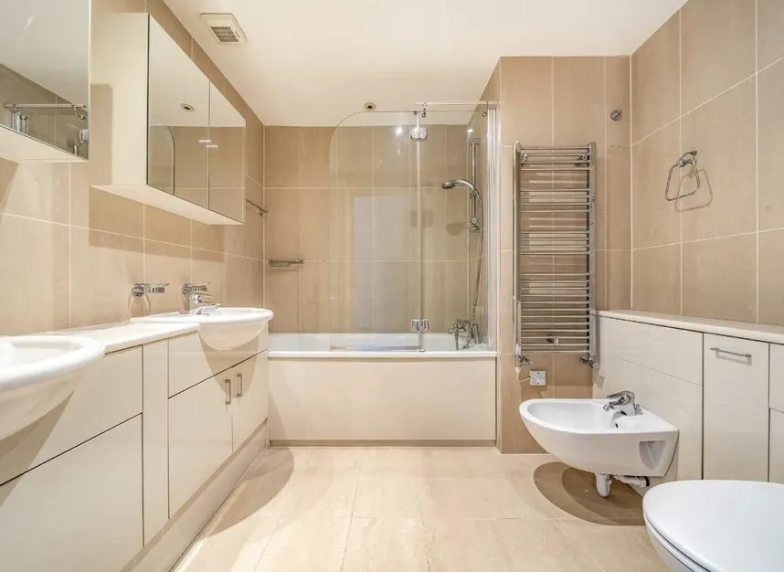 Raleigh Close, Hendon, NW4, photo 10