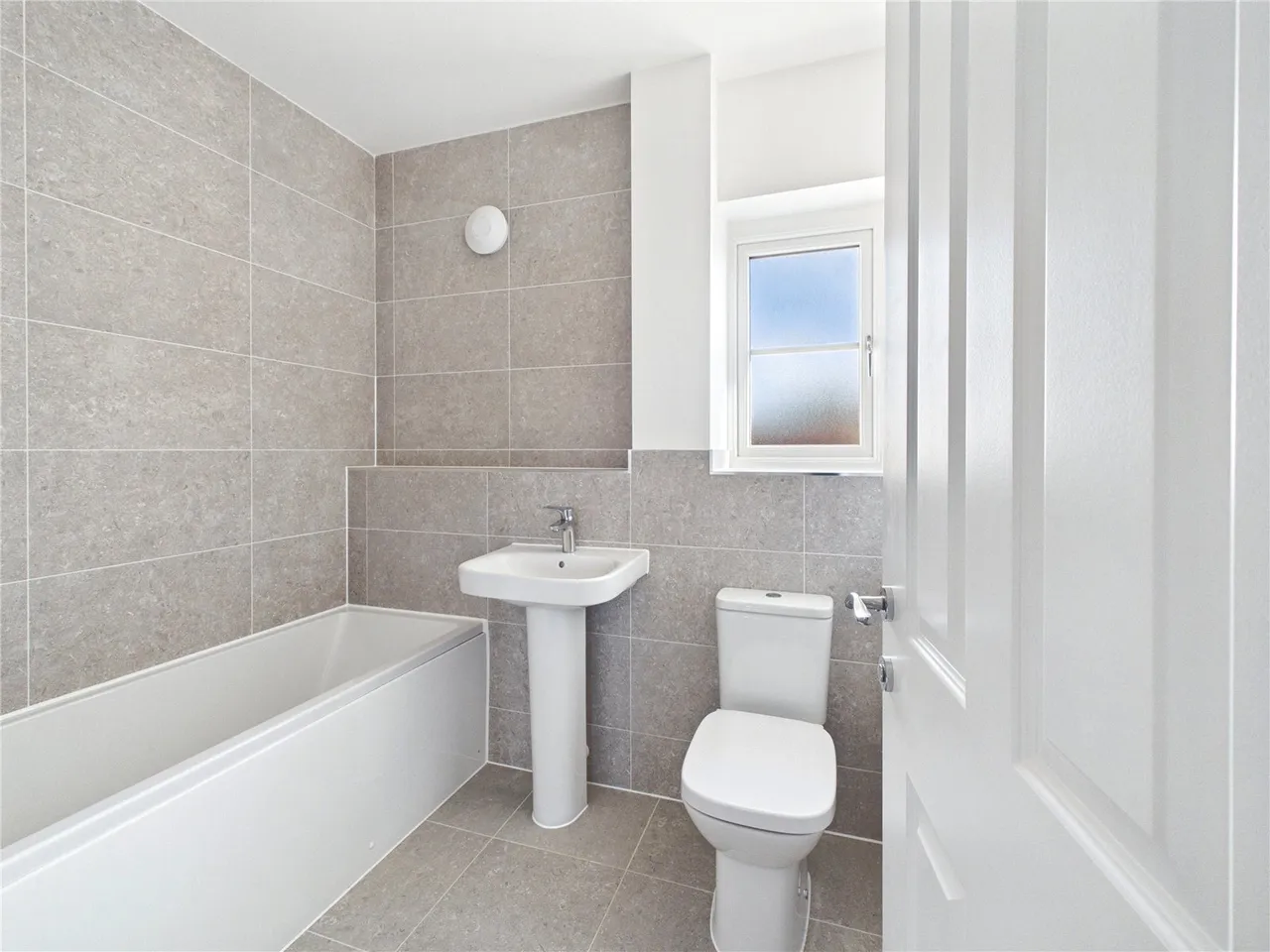 Ethelwold Drive, Wickham Market, IP13, photo 12