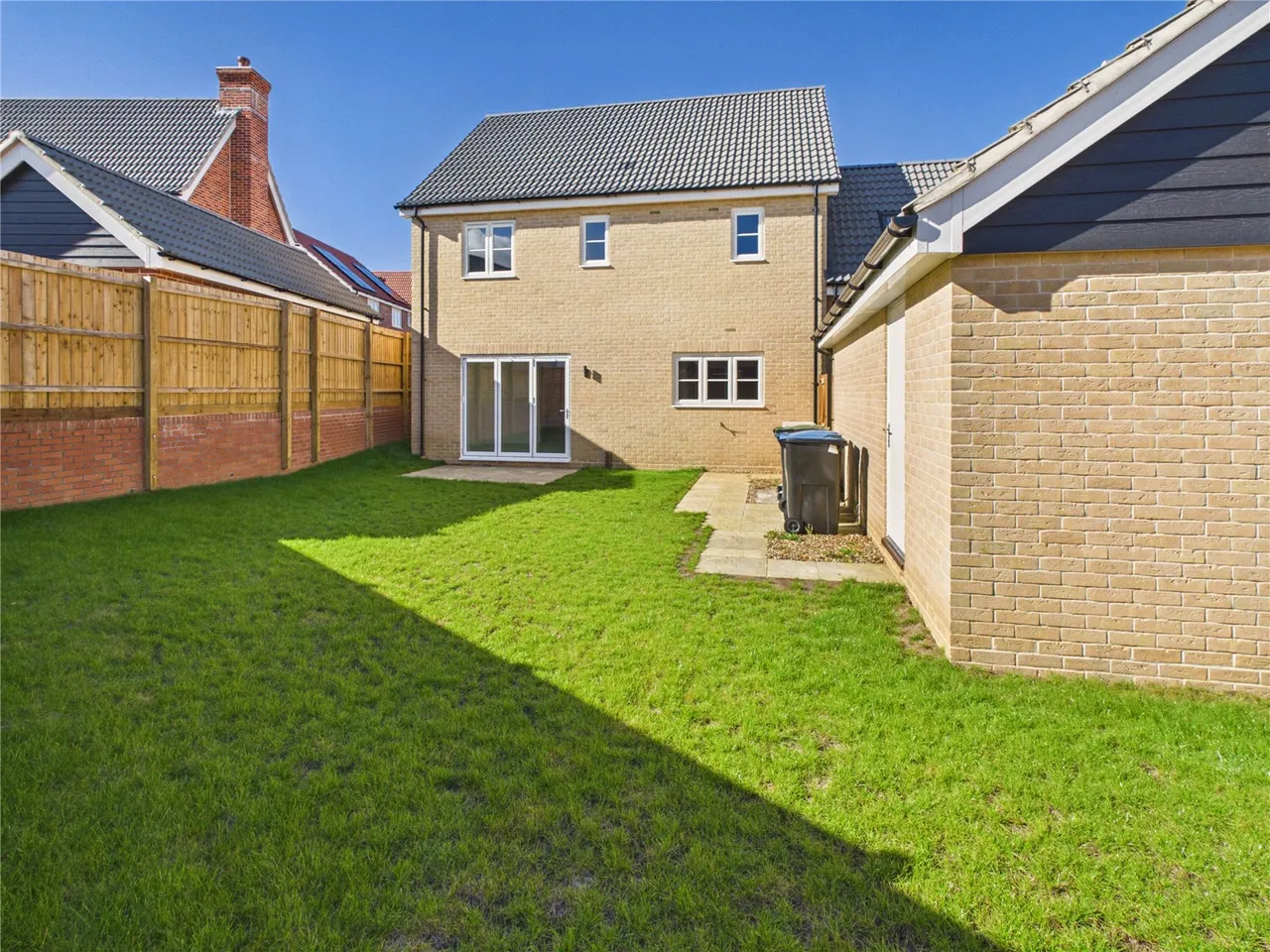 Ethelwold Drive, Wickham Market, IP13, photo 2