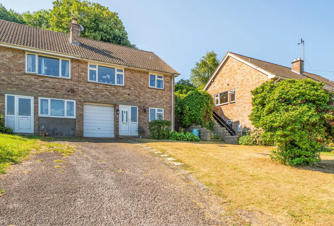3 bed house for sale — Langtoft Road, Stroud, GL5 1LS