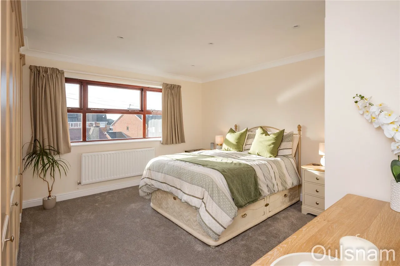 Golden Cross Lane, Catshill, Bromsgrove, Worcestershire, B61 0LE, photo 12