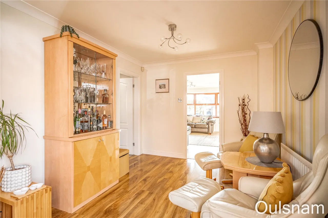 Golden Cross Lane, Catshill, Bromsgrove, Worcestershire, B61 0LE, photo 8