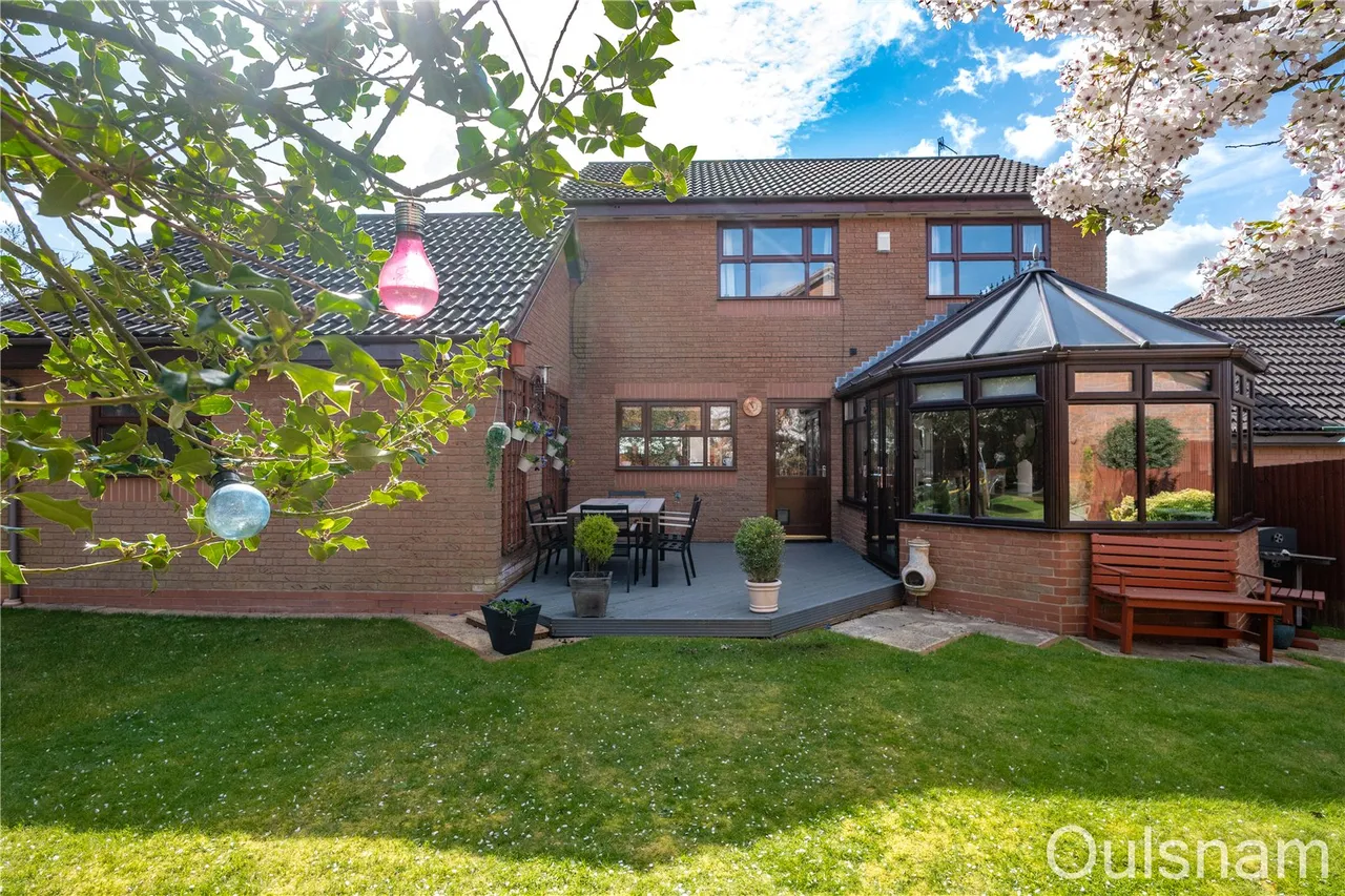 Golden Cross Lane, Catshill, Bromsgrove, Worcestershire, B61 0LE, photo 23