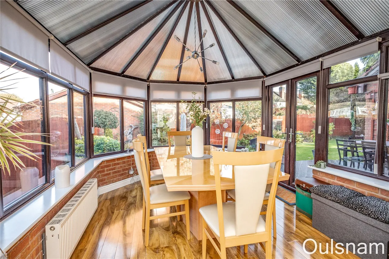 Golden Cross Lane, Catshill, Bromsgrove, Worcestershire, B61 0LE, photo 9