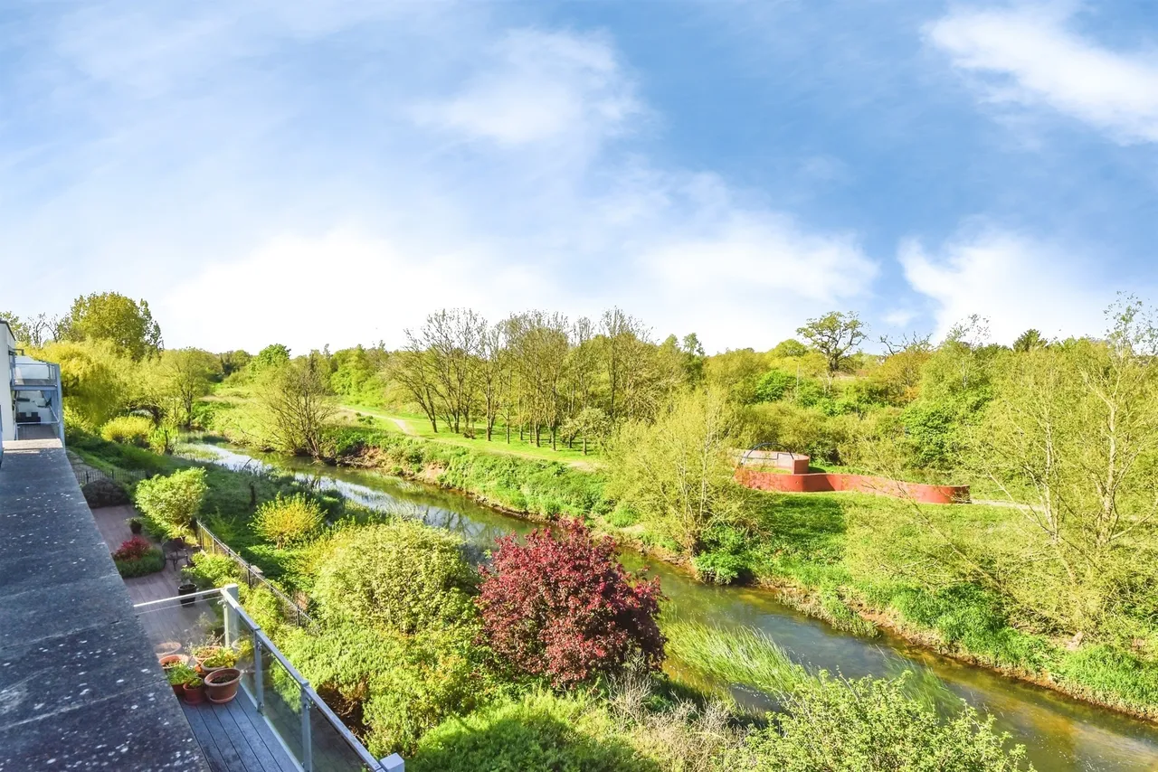 Westmead Lane, Chippenham, photo 12