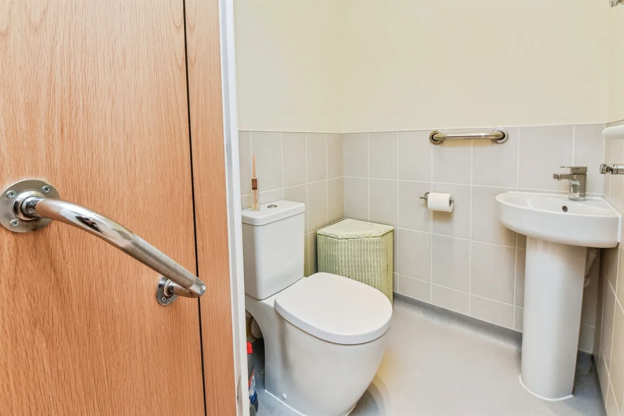 Westmead Lane, Chippenham, photo 8