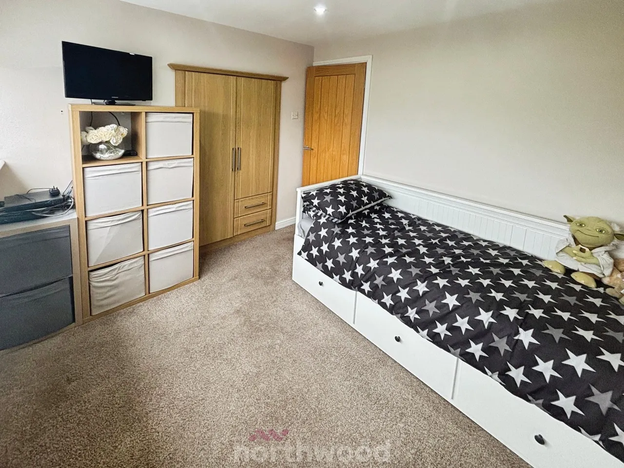Millard Avenue, Hatfield, DN7, photo 14