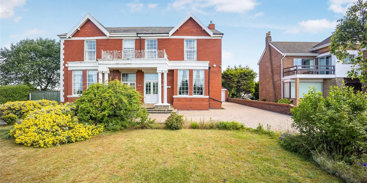 Shore Road, Ainsdale, PR8, photo 2