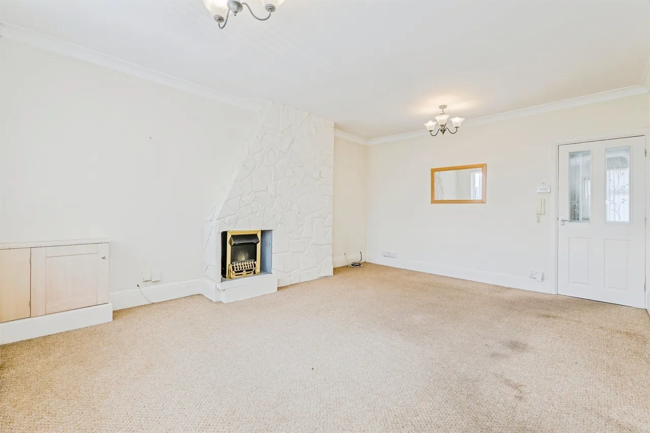 Fairwater Grove West, Cardiff, photo 2