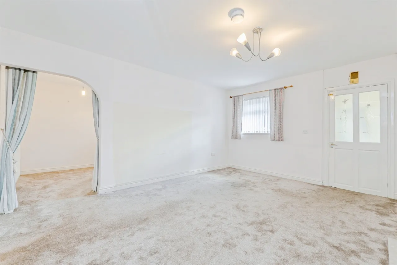 Fairwater Grove West, Cardiff, photo 7