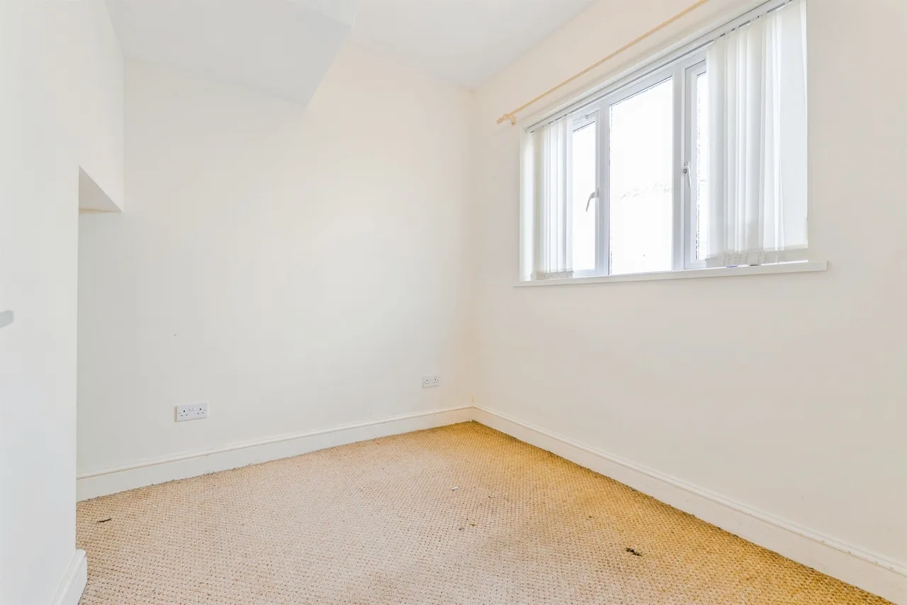 Fairwater Grove West, Cardiff, photo 12