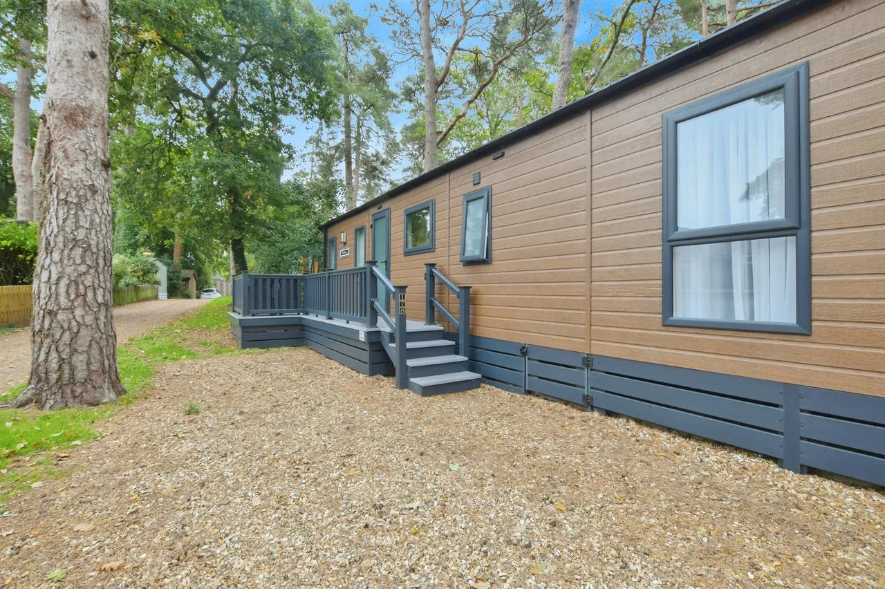Central Way, Godshill, SP6, photo 25
