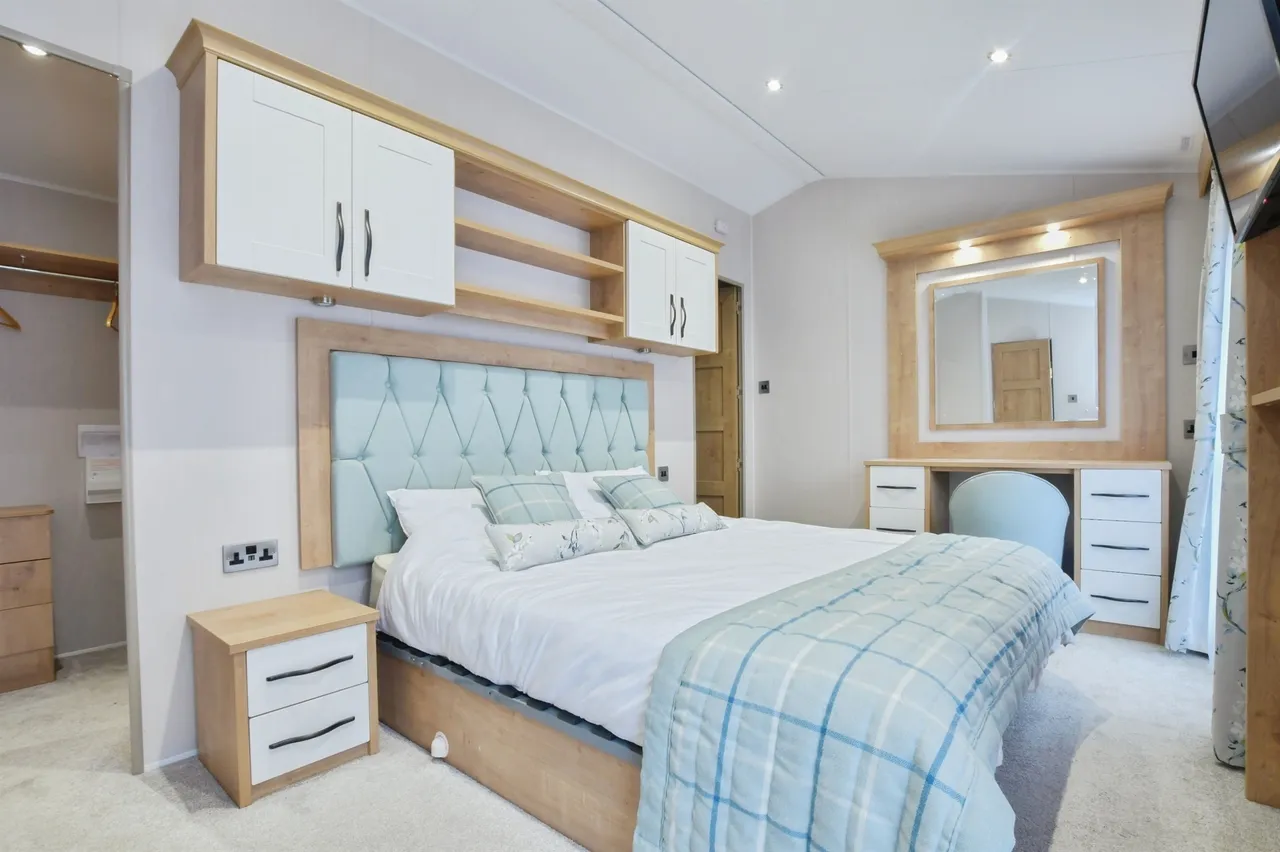 Central Way, Godshill, SP6, photo 12