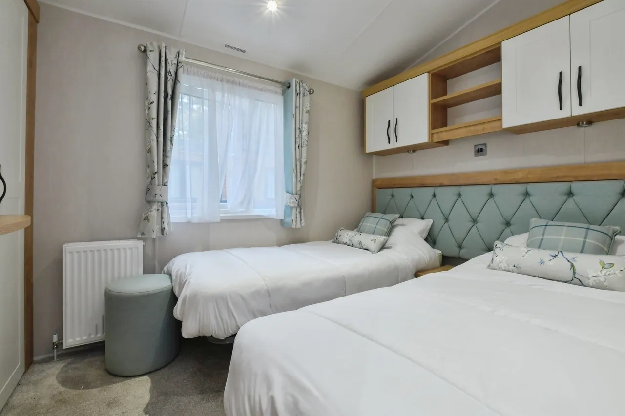 Central Way, Godshill, SP6, photo 17