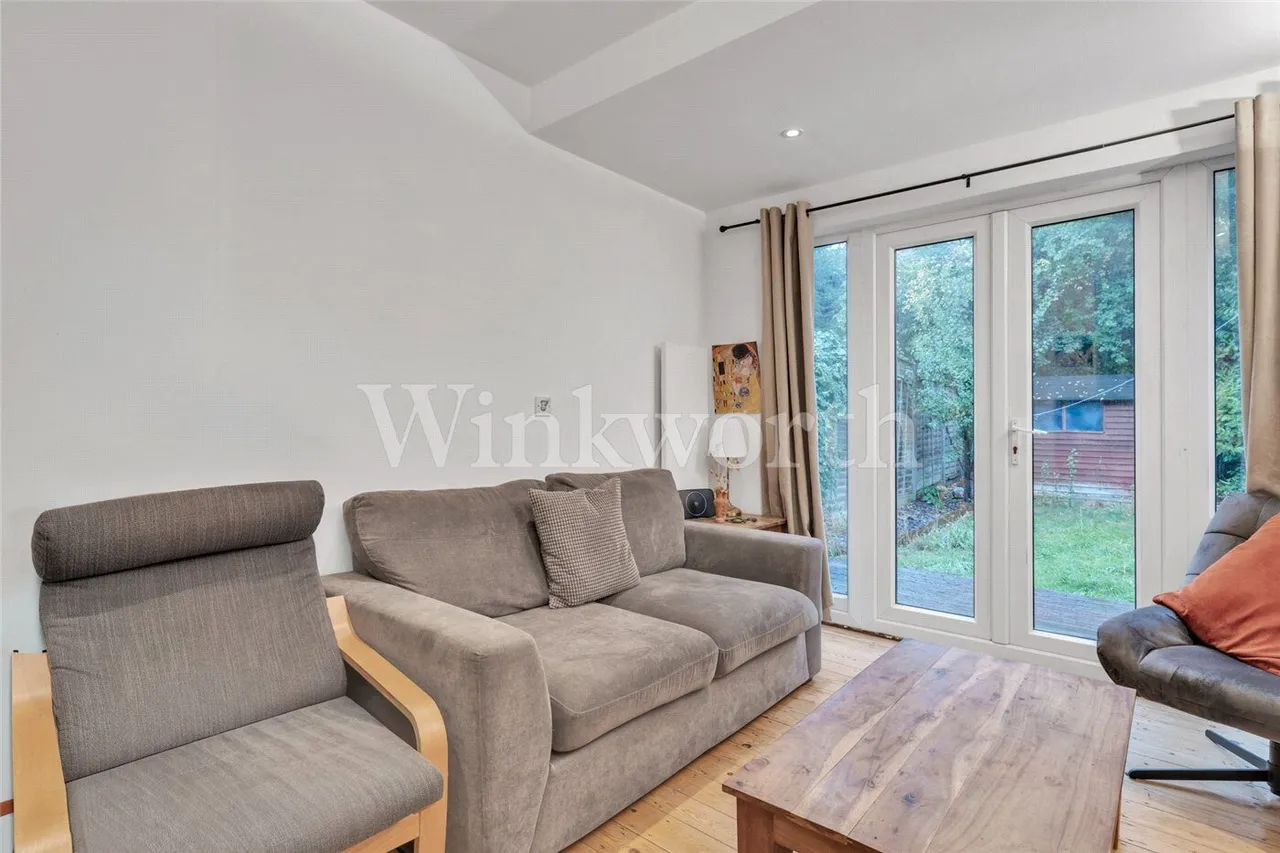 Golders Green Crescent, London, NW11, photo 5