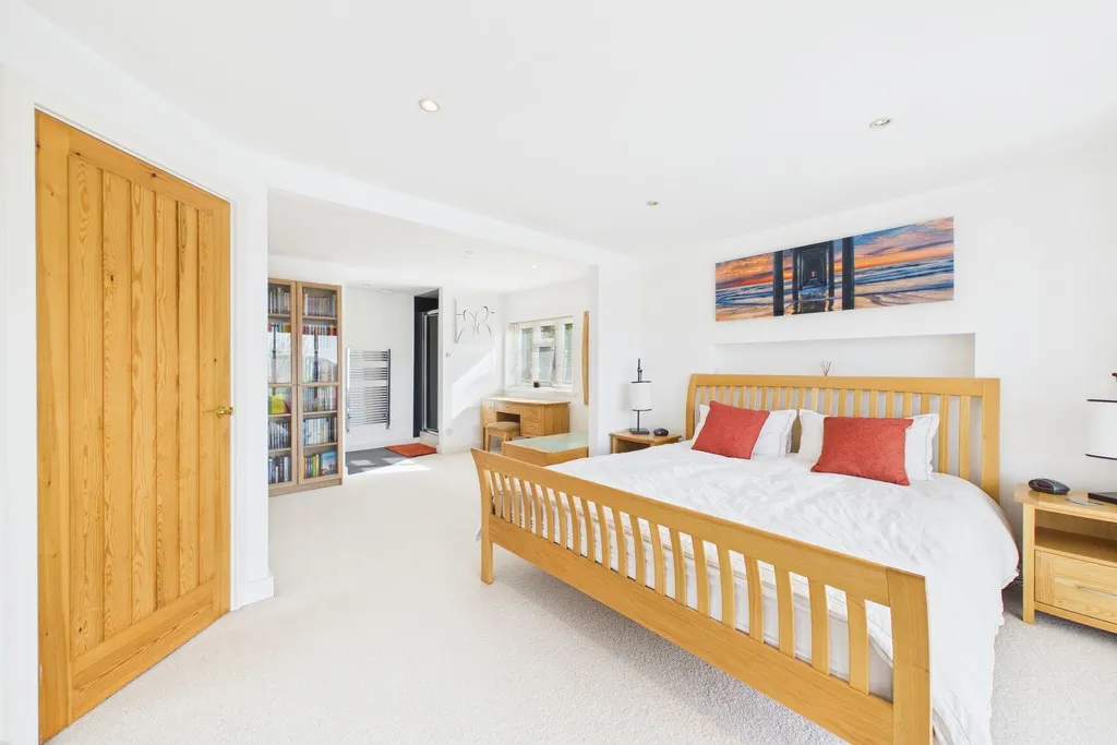 Brentwood, Brigsteer, LA8, photo 21