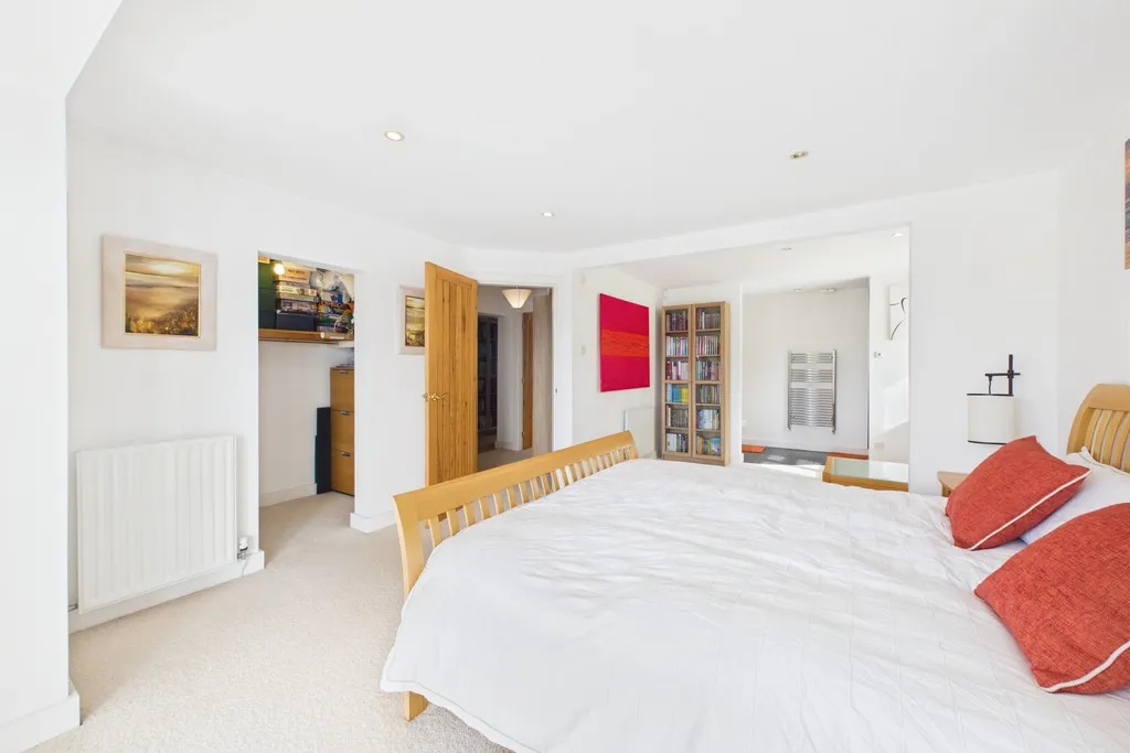 Brentwood, Brigsteer, LA8, photo 23