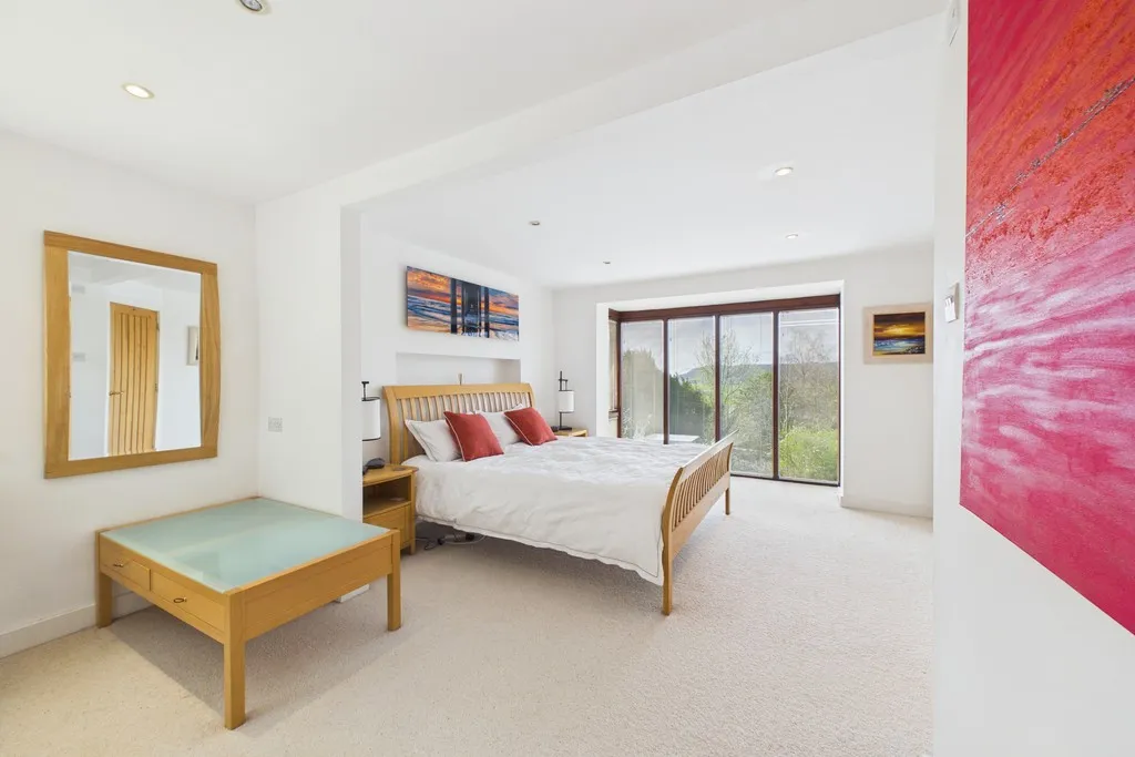 Brentwood, Brigsteer, LA8, photo 22