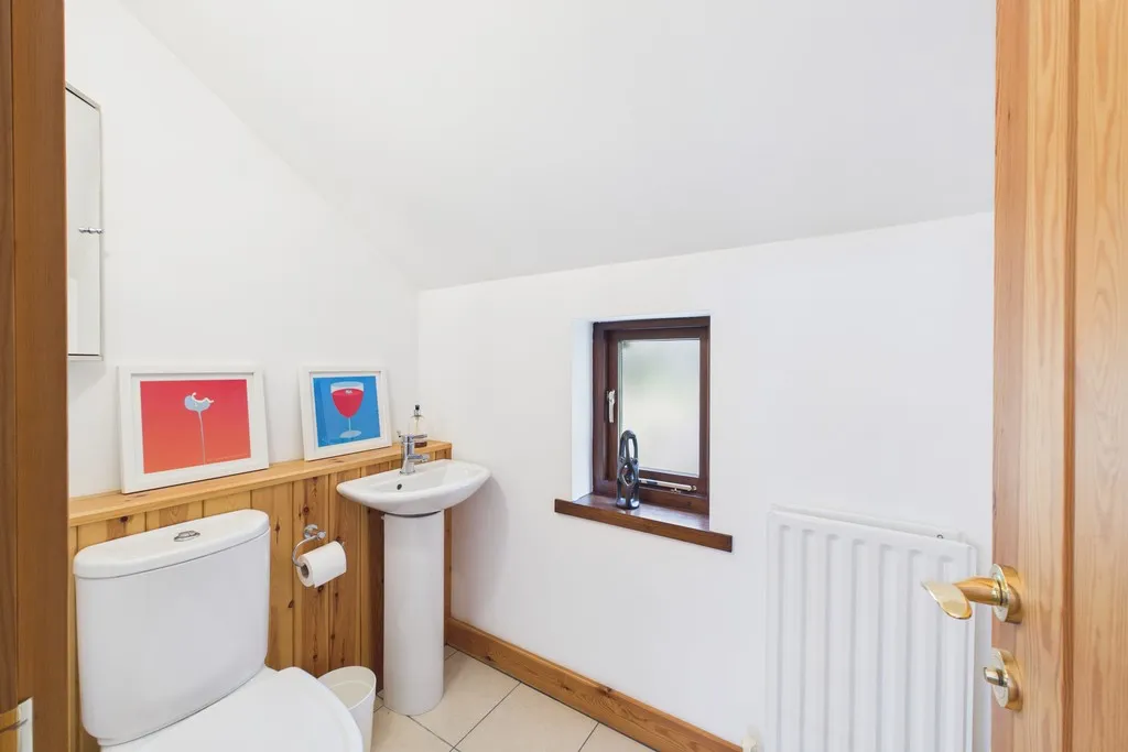 Brentwood, Brigsteer, LA8, photo 20
