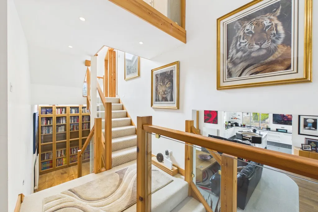 Brentwood, Brigsteer, LA8, photo 15