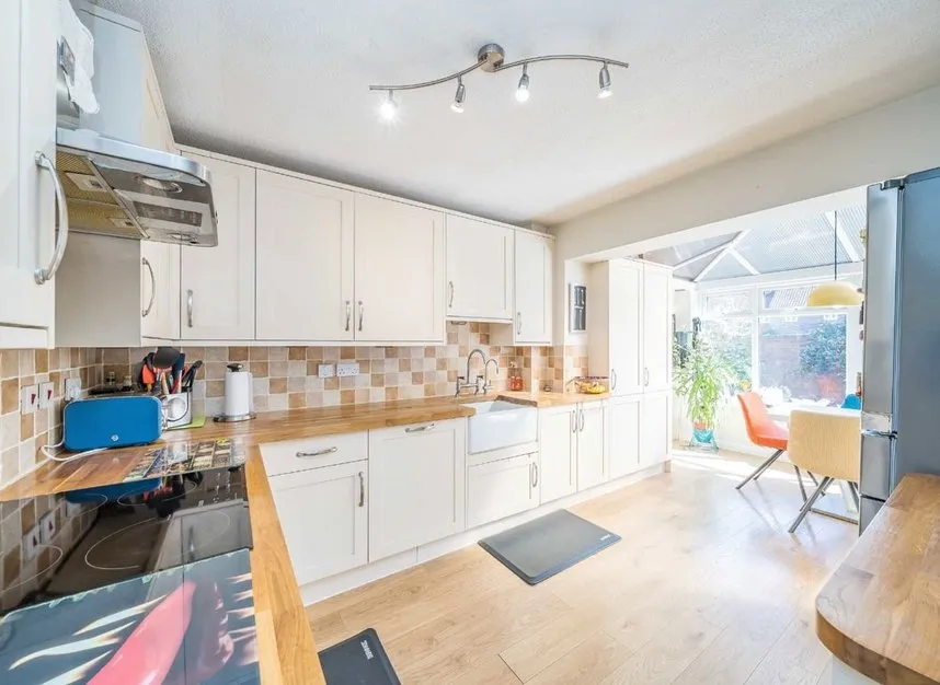Partridge Road, Hampton, TW12, photo 5