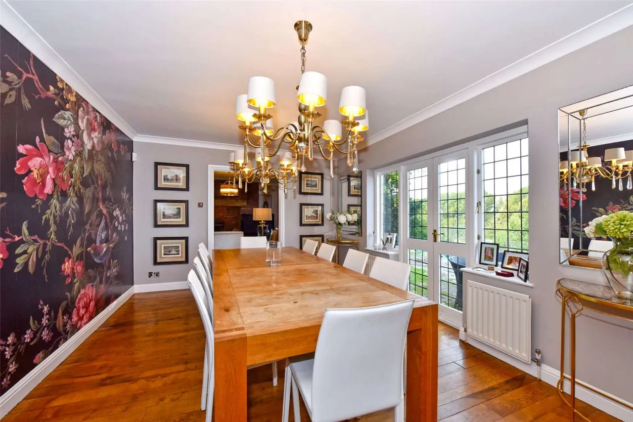 Gibraltar Lane, Cookham, Maidenhead, Berkshire, SL6 9TR, photo 7