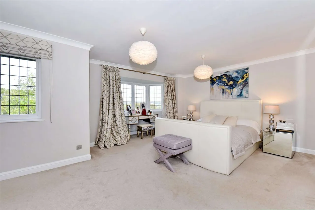 Gibraltar Lane, Cookham, Maidenhead, Berkshire, SL6 9TR, photo 8