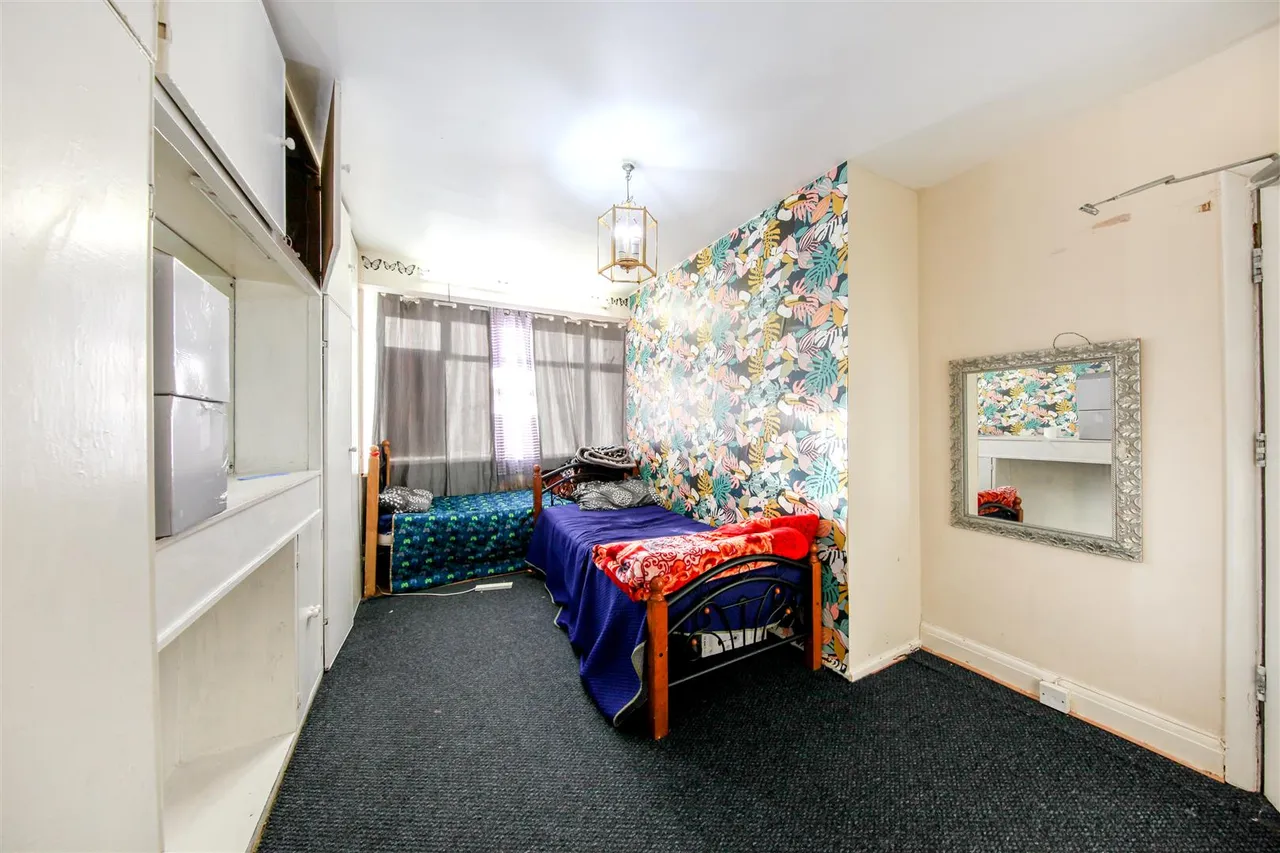 Nathans Road, Wembley, HA0, photo 9