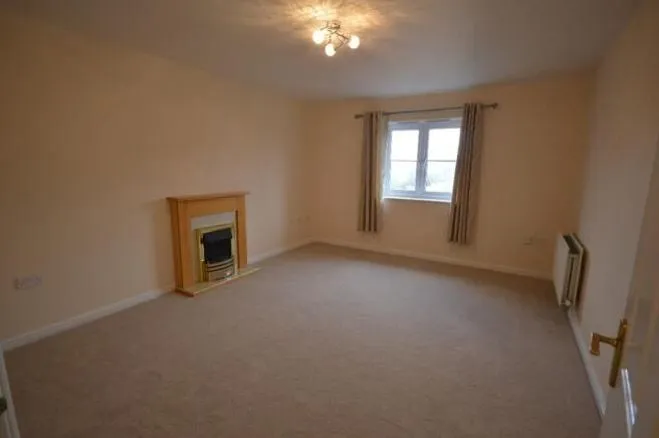 William Foden Close, Sandbach, photo 8