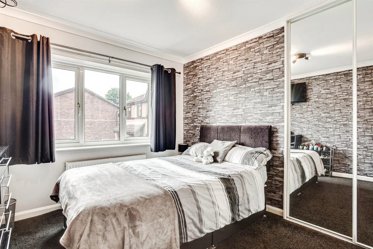 Silcoates Drive, Wrenthorpe, WAKEFIELD, photo 11