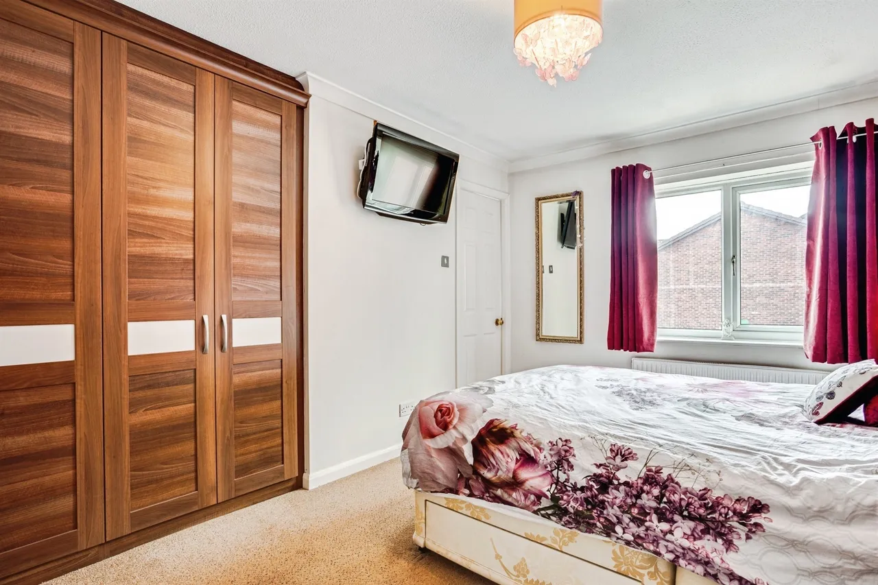 Silcoates Drive, Wrenthorpe, WAKEFIELD, photo 10