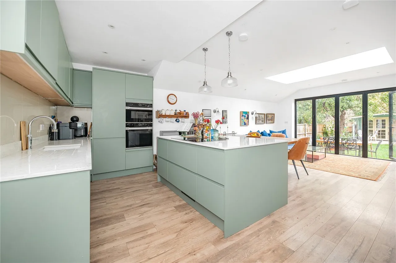 Craneford Way, Twickenham, TW2, photo 6