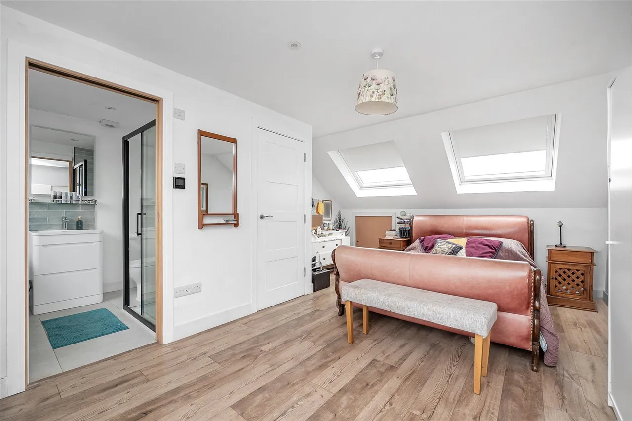 Craneford Way, Twickenham, TW2, photo 12
