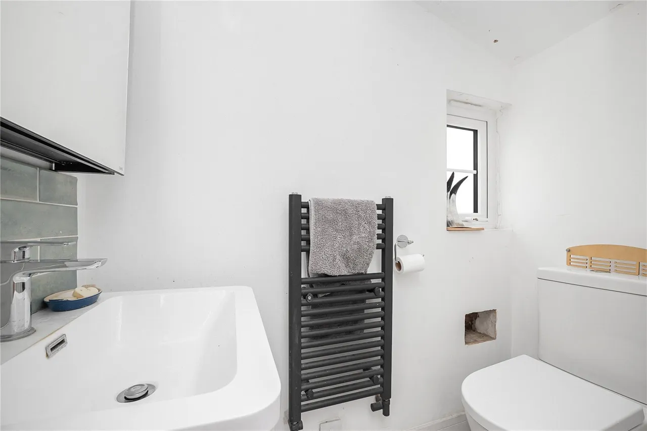 Craneford Way, Twickenham, TW2, photo 15
