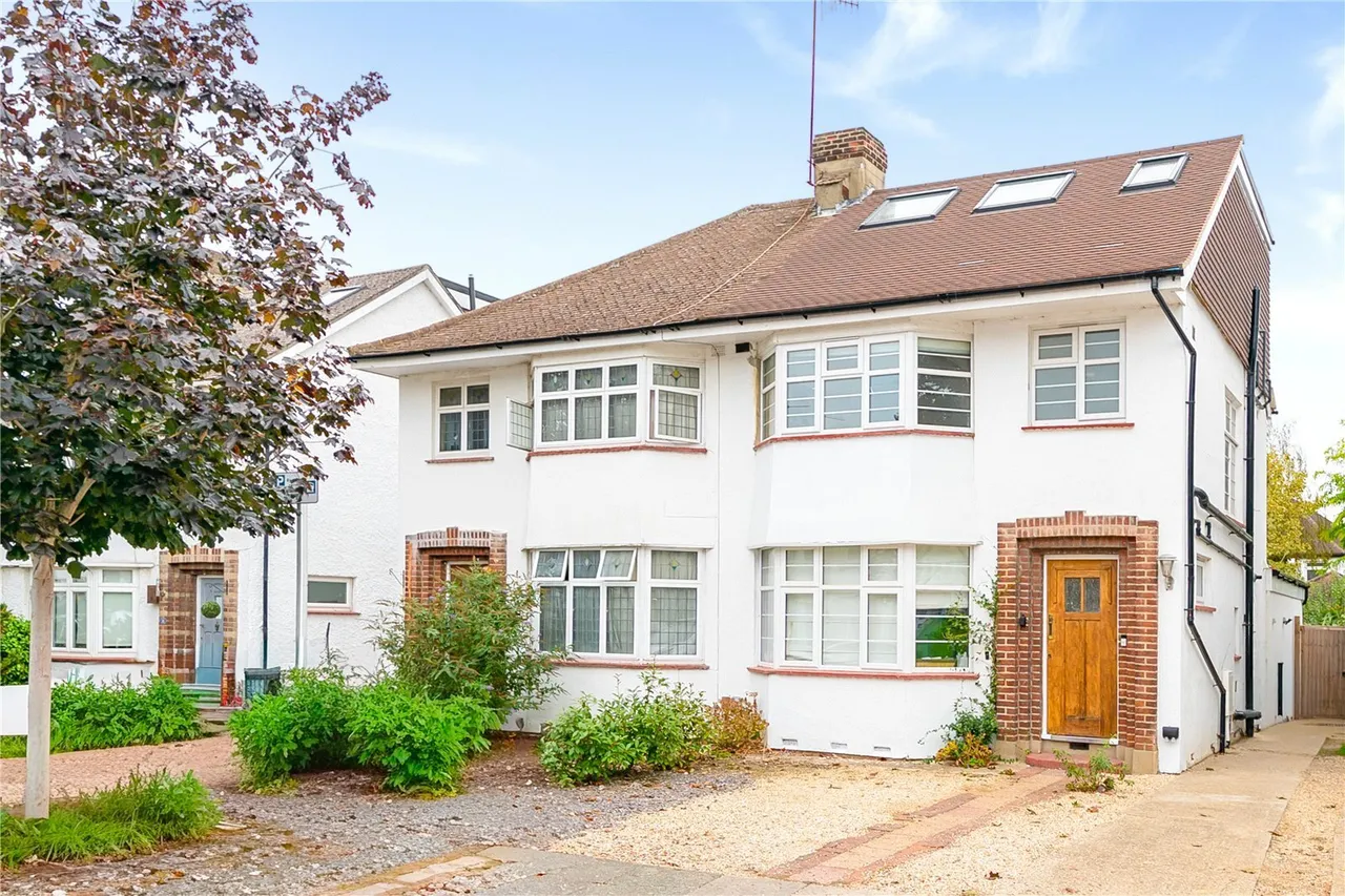4 bed house for sale, Craneford Way, Twickenham, TW2